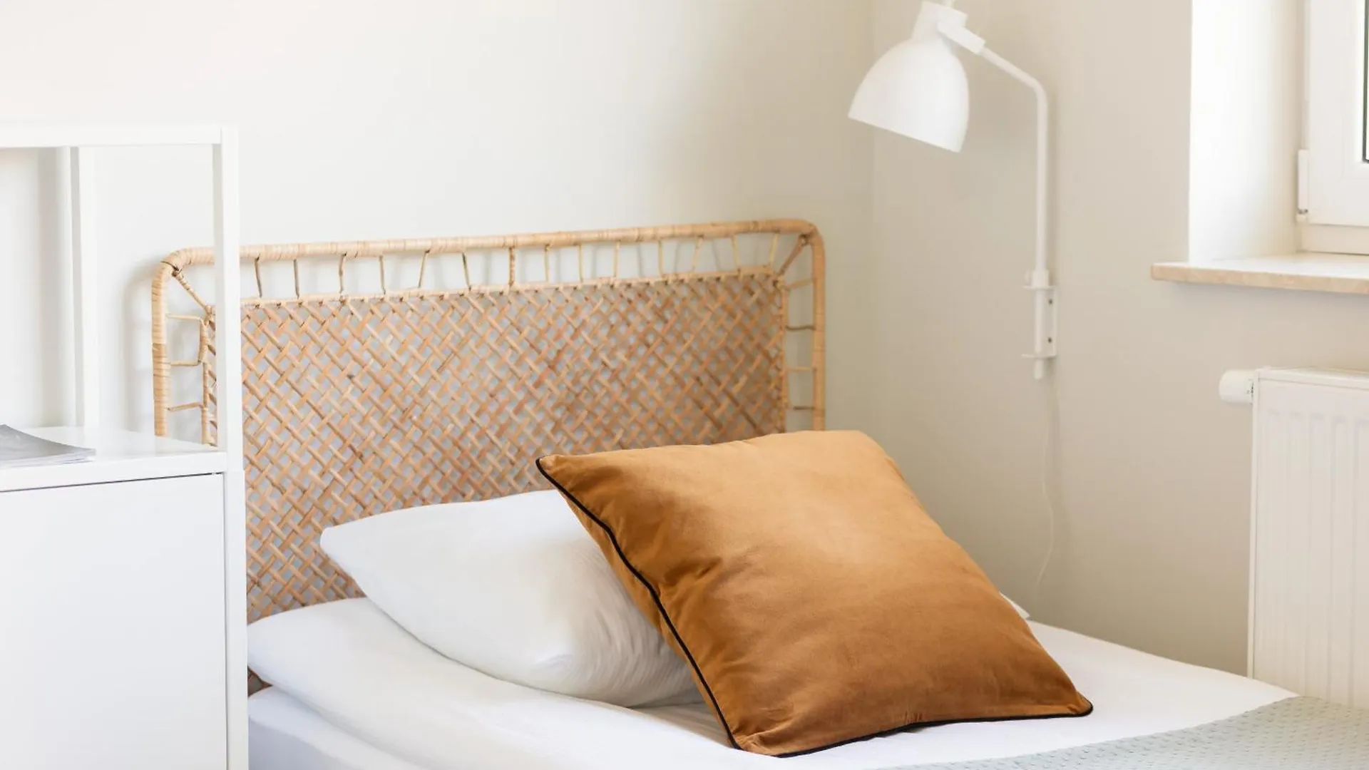 Warszawa Bright 2-Bedroom Apartment By Noclegi Renters